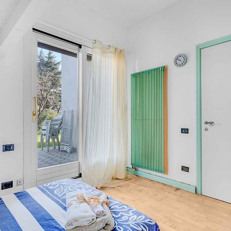 Apartmán Ampia Dimora A Salo Con Parcheggio E Giardino Exteriér fotografie