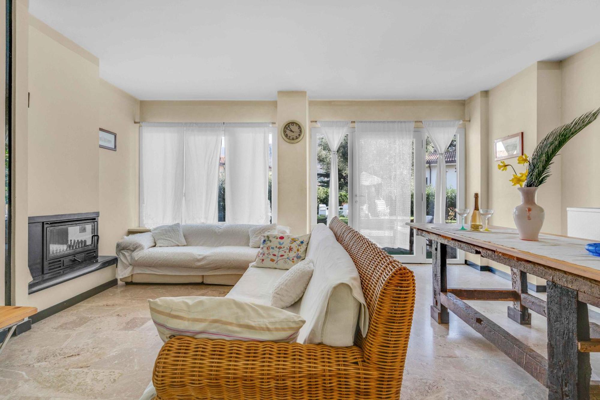 Apartmán Ampia Dimora A Salo Con Parcheggio E Giardino Exteriér fotografie