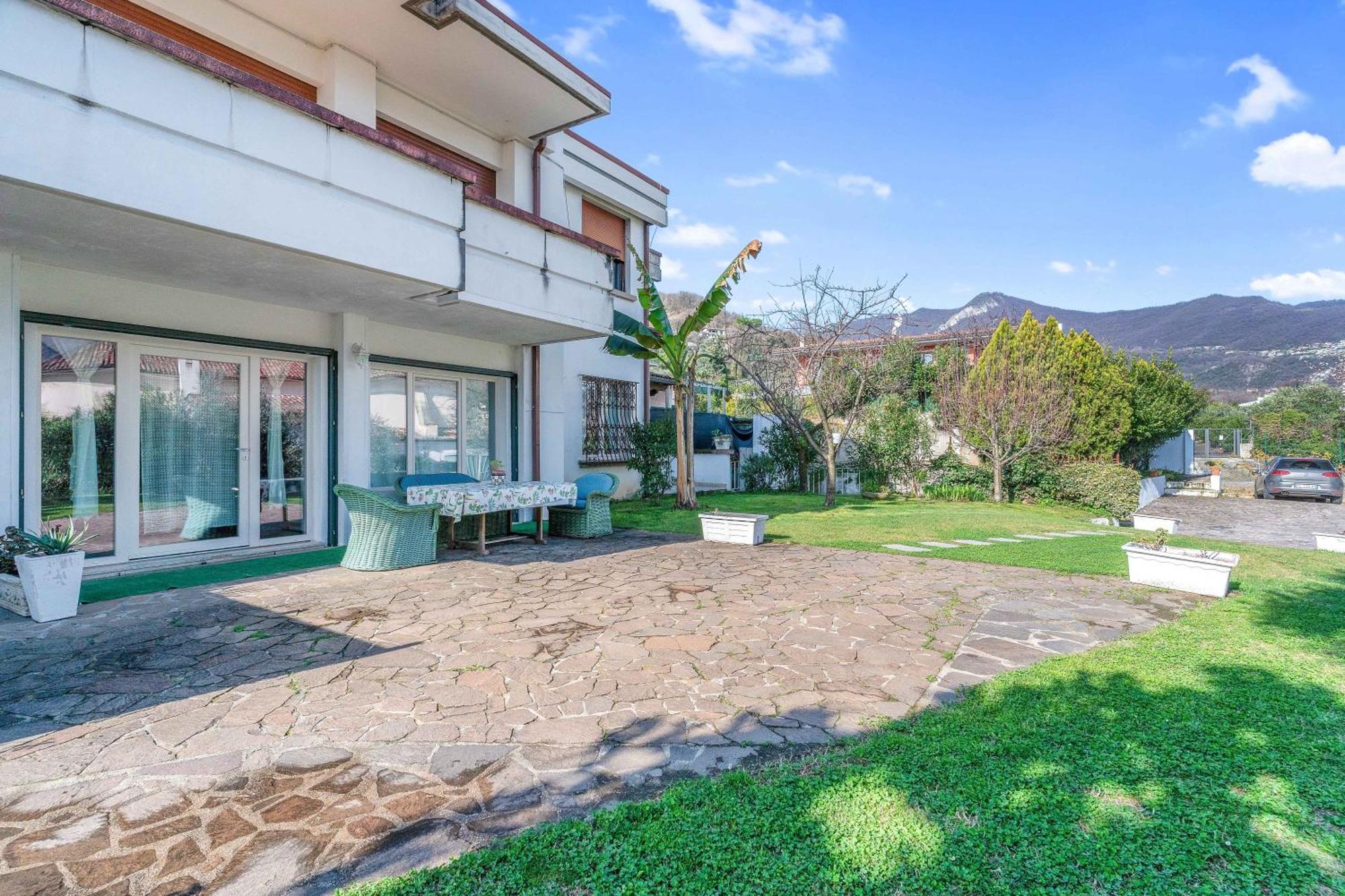 Apartmán Ampia Dimora A Salo Con Parcheggio E Giardino Exteriér fotografie